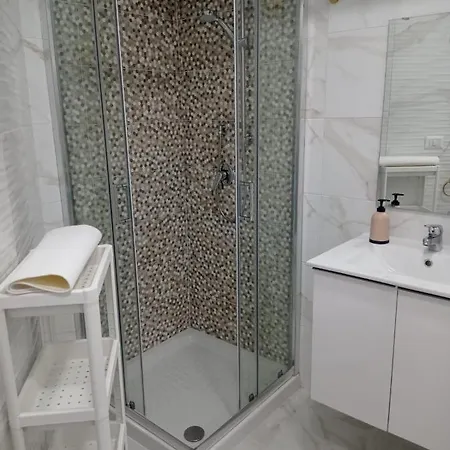 Dea'S Home-2